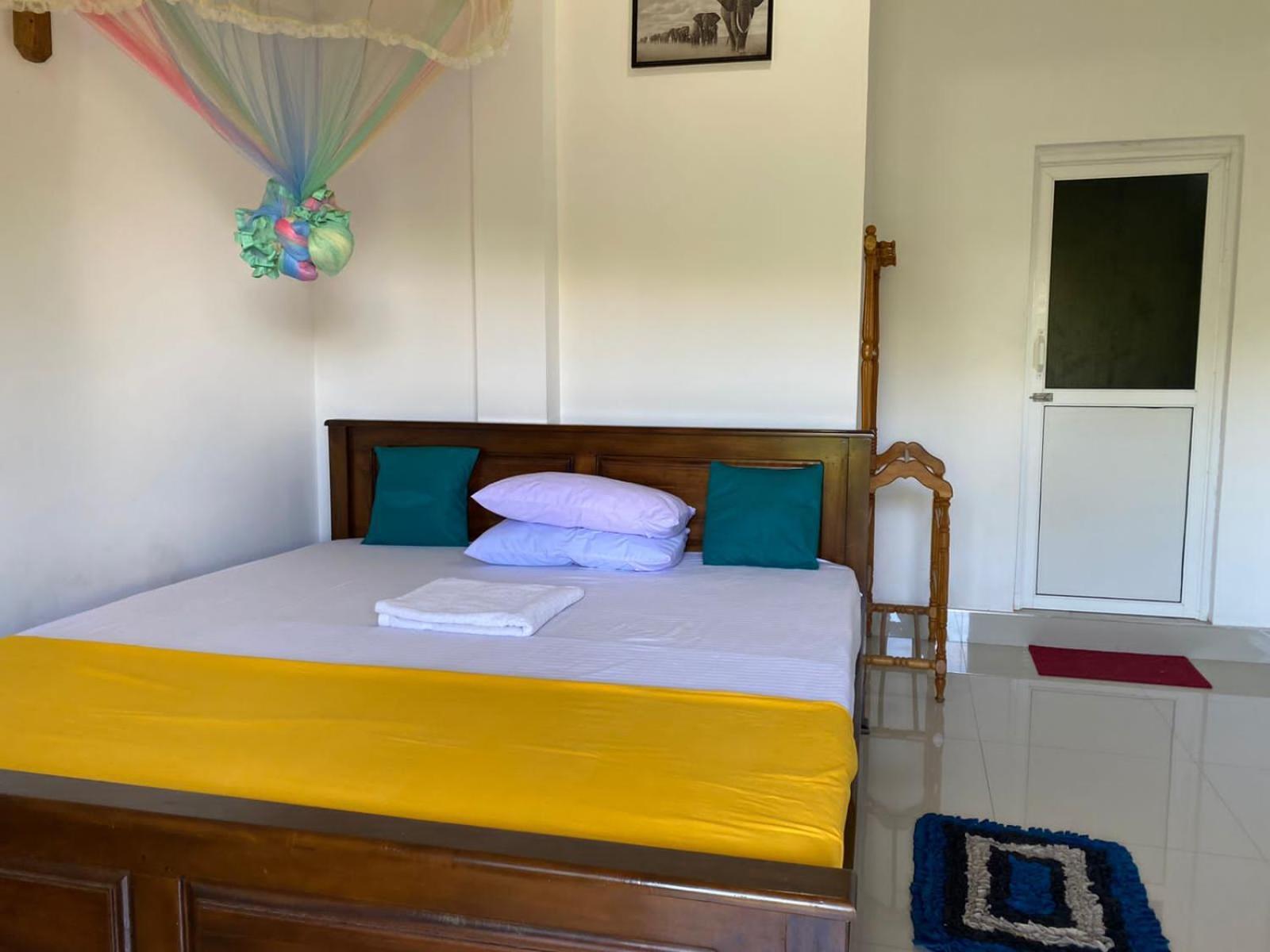 Wild Bee Safari Lodge Uda Walawe Extérieur photo